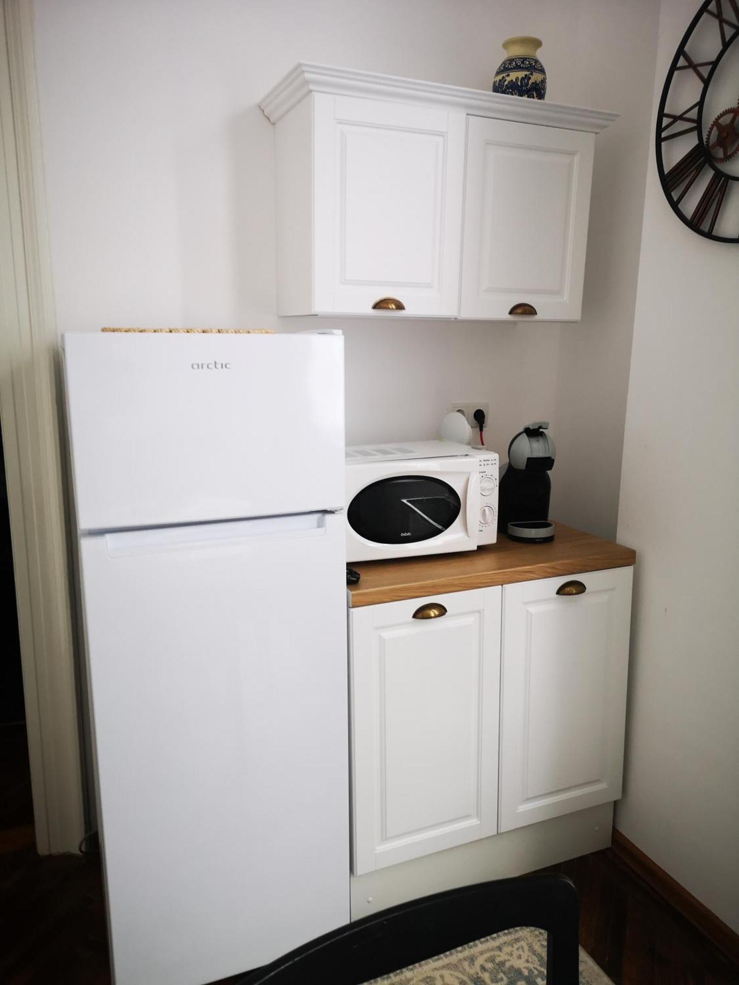 קאריי Weisz Apartment-City Center-Free Private Parking,Wifi,Ac מראה חיצוני תמונה